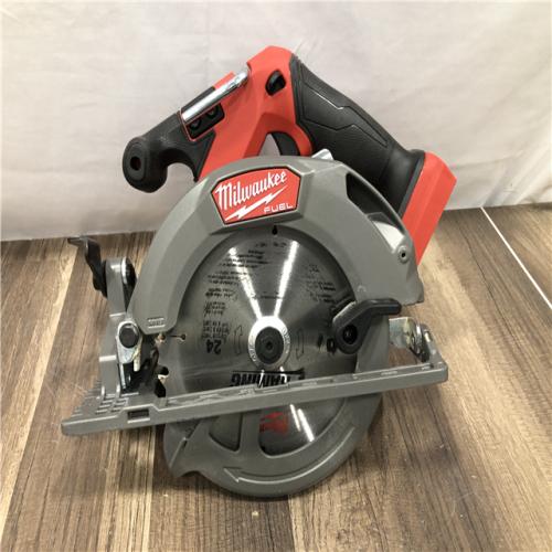 AS-IS Milwaukee  FUEL 18V Lithium-Ion Brushless Cordless 6-1/2 in. Circular Saw (Tool-Only)