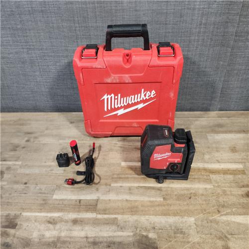 HOUSTON LOCATION - AS-IS MILWAUKEE 100 Ft. REDLITHIUM Lithium-Ion USB Green Rechargeable Cross Line Laser Level with Charger