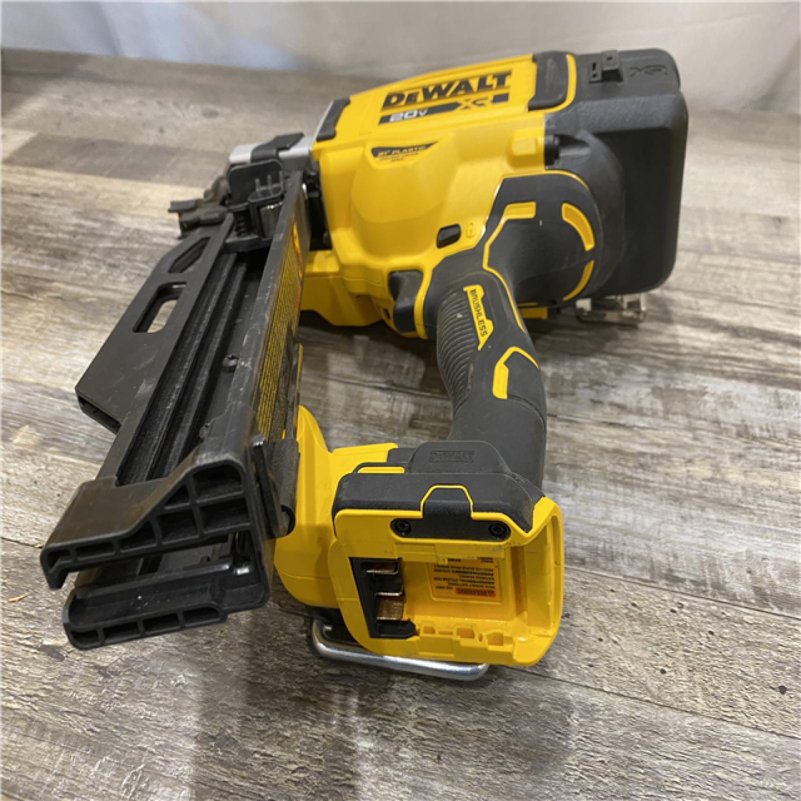 AS-IS DEWALT 20-Volt 21° Cordless Framing Nailer (Tool-Only)
