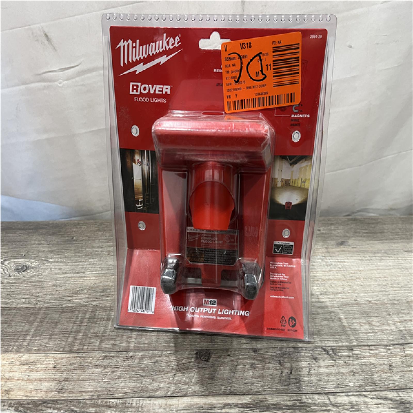 AS-IS Milwaukee 12-Volt Lithium-Ion Cordless 1000-Lumen Rover LED Compact Flood Light (Tool-Only)