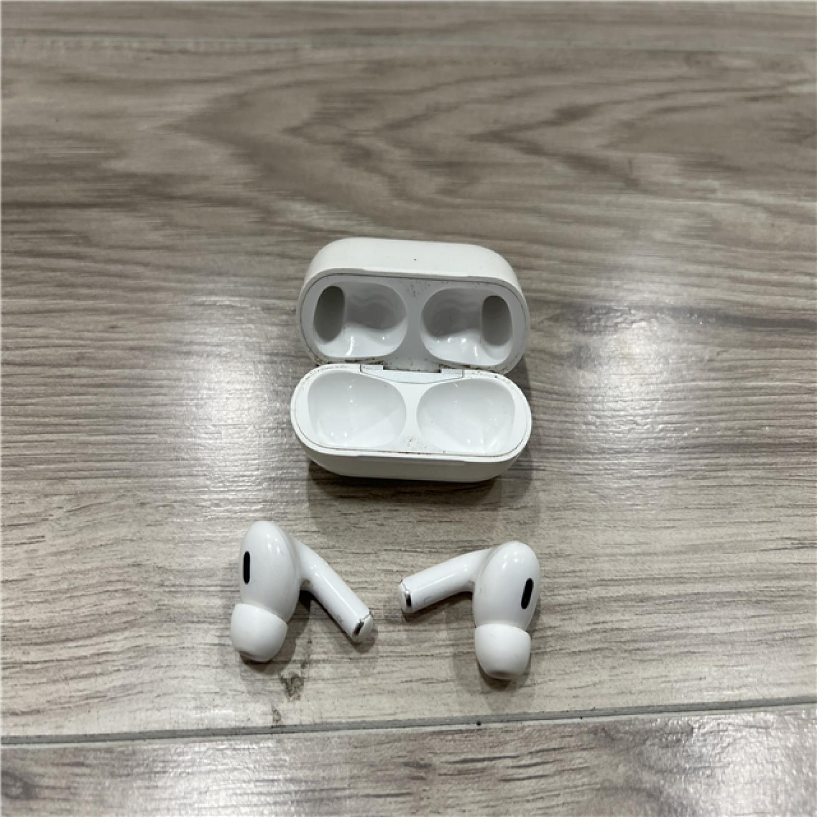 AS-IS Apple AirPods Pro (2nd Generation) with the (Lightning version) MagSafe Charging Case