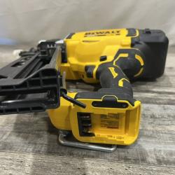 AS-IS DEWALT 20-Volt 21° Cordless Framing Nailer (Tool-Only)