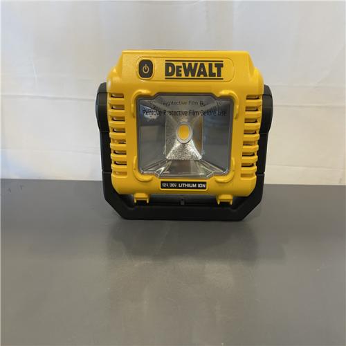 Like New! - DeWalt 20-Volt MAX Compact Task Light (Tool Only)
