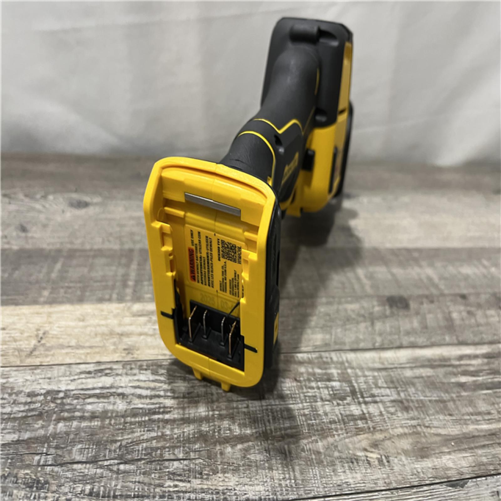 AS-IS DEWALT ATOMIC 20V MAX Cordless Brushless Compact Reciprocating Saw (Tool Only)