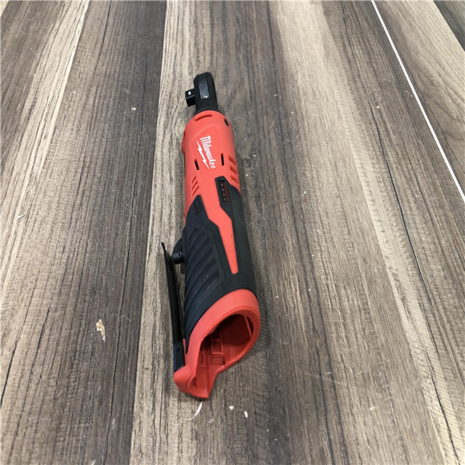 AS-IS Milwaukee M12 12V Lithium-Ion Cordless 3/8 in. Ratchet (Tool-Only)