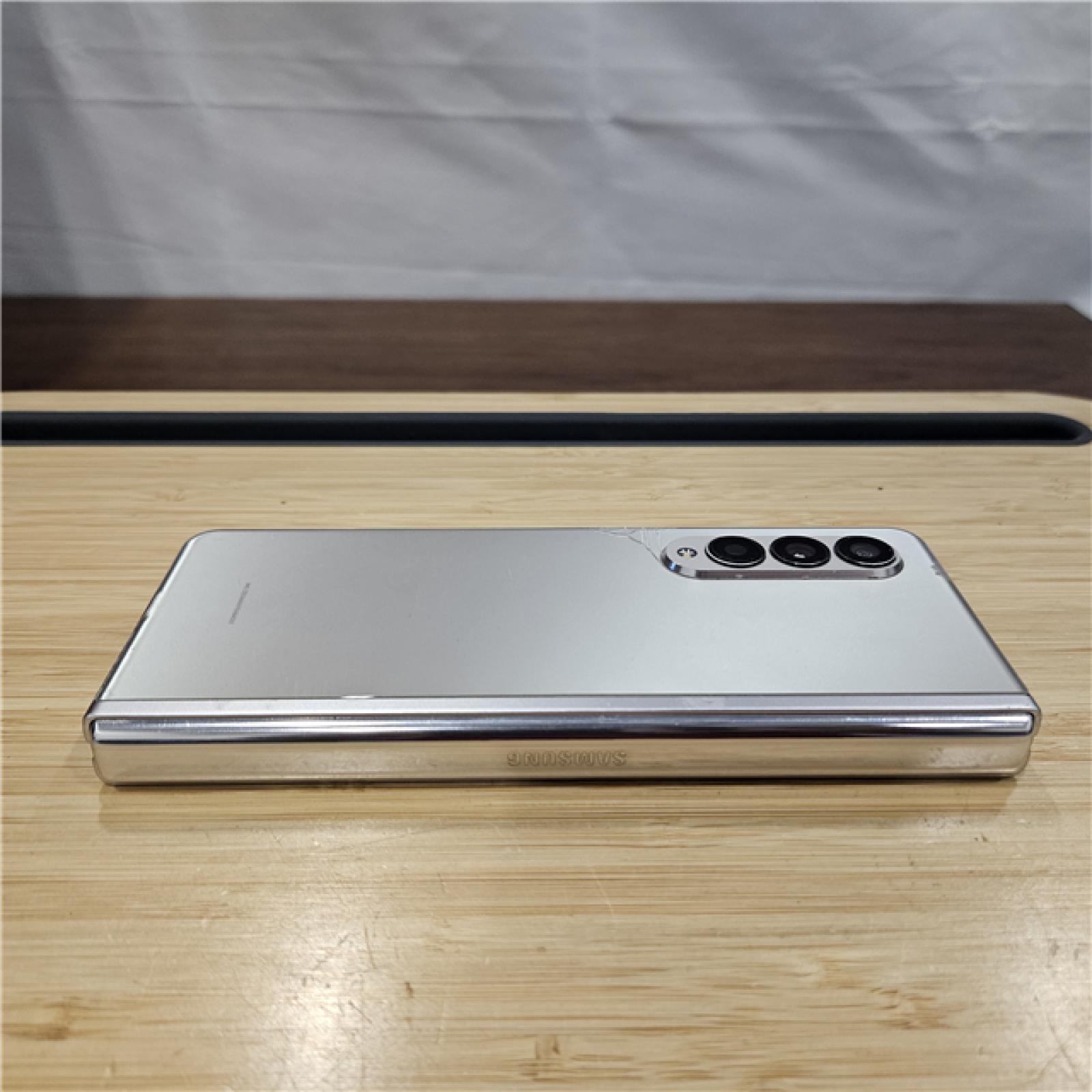 AS-IS Samsung Galaxy Z Fold3 5G 256GB in Phantom Silver