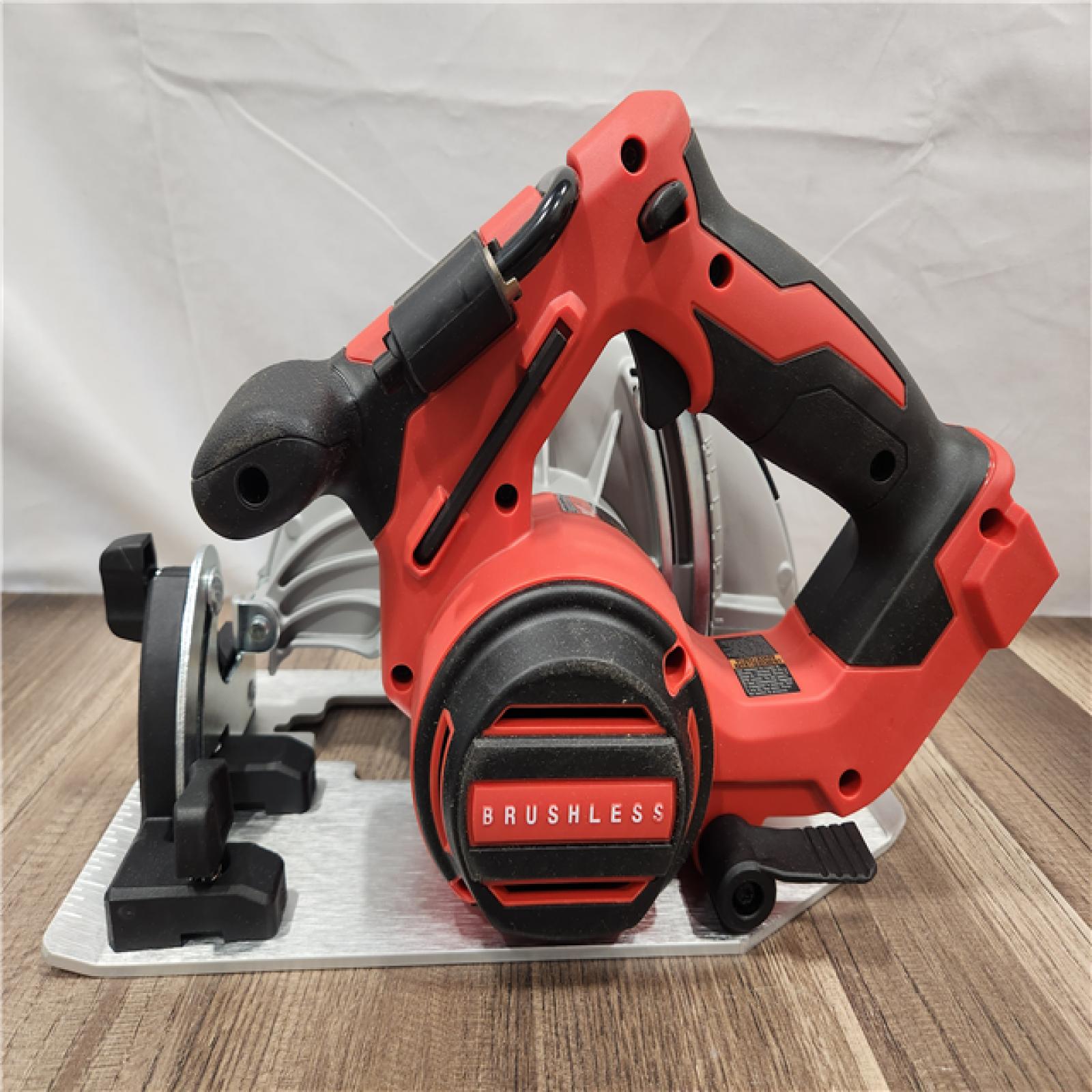 AS-IS- MILWAUKEE 7-1/4 REAR HANDLE CIRCULAR SAW (TOOL ONLY)