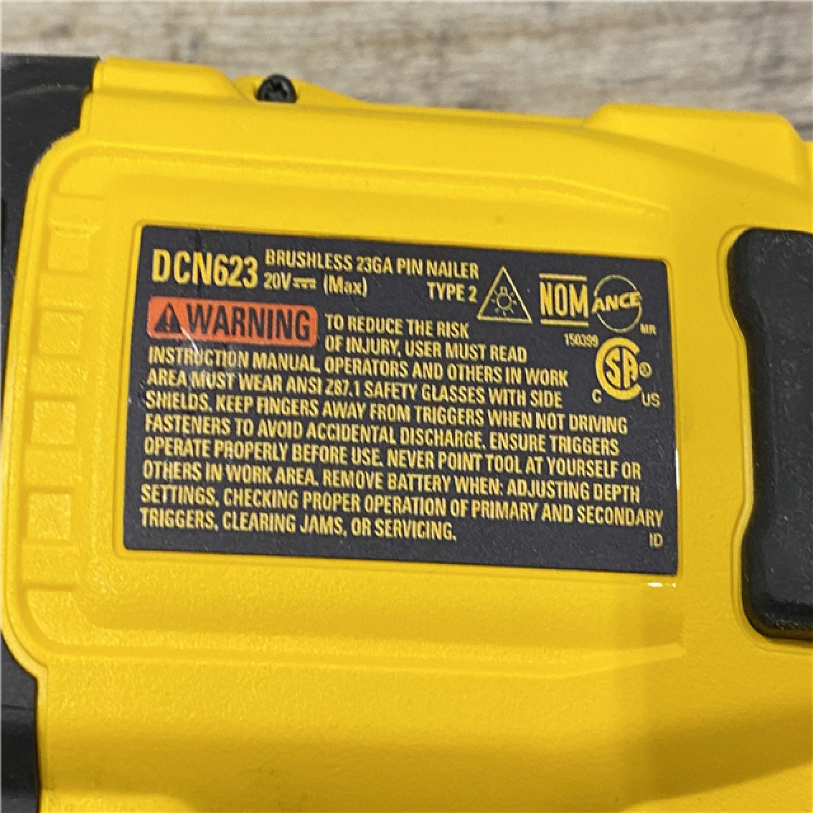 AS-IS DEWALT ATOMIC 20V MAX Lithium Ion Cordless 23 Gauge Pin Nailer Kit