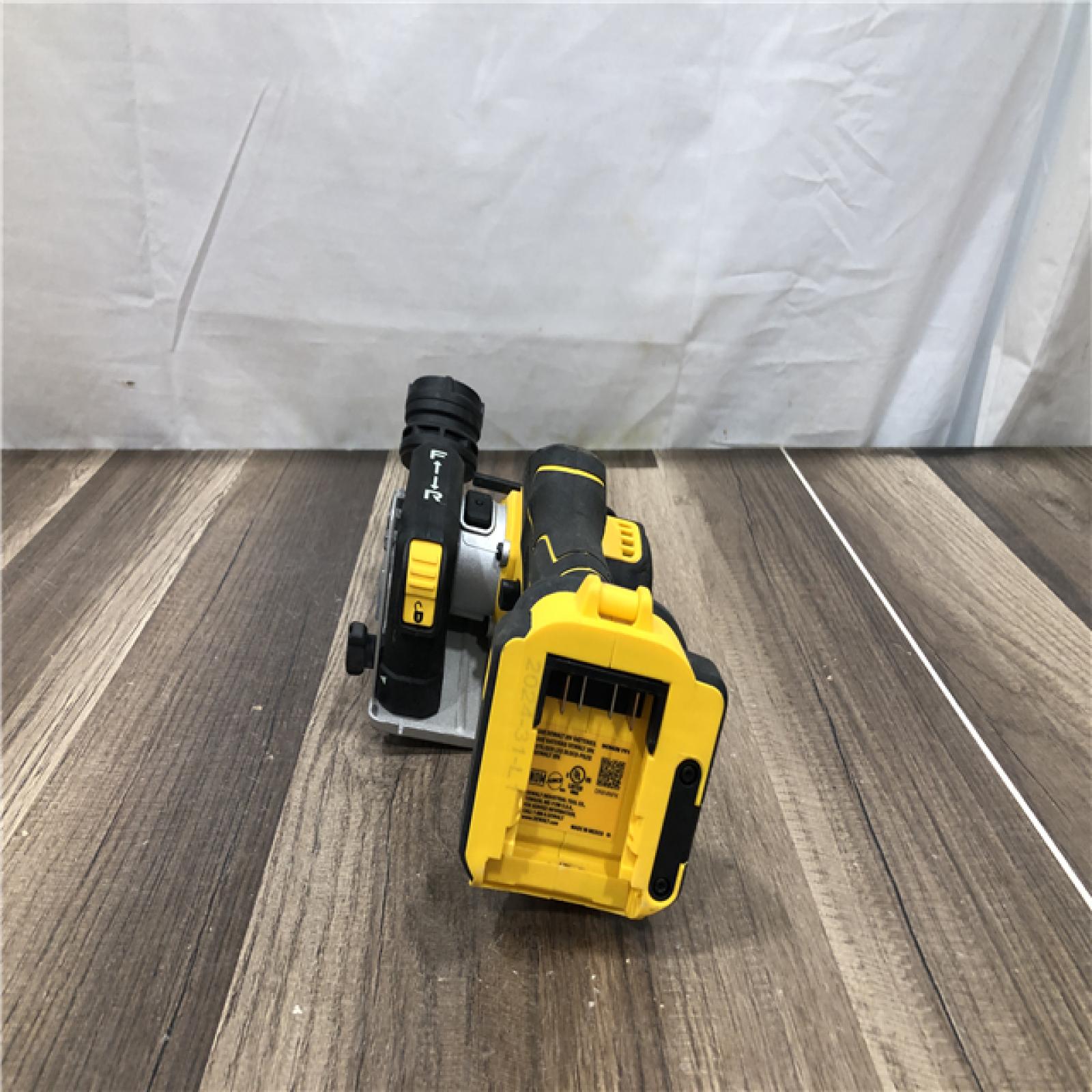 AS-IS DEWALT 20V XR Cordless 3 in. Cut-Off Tool (Tool Only)