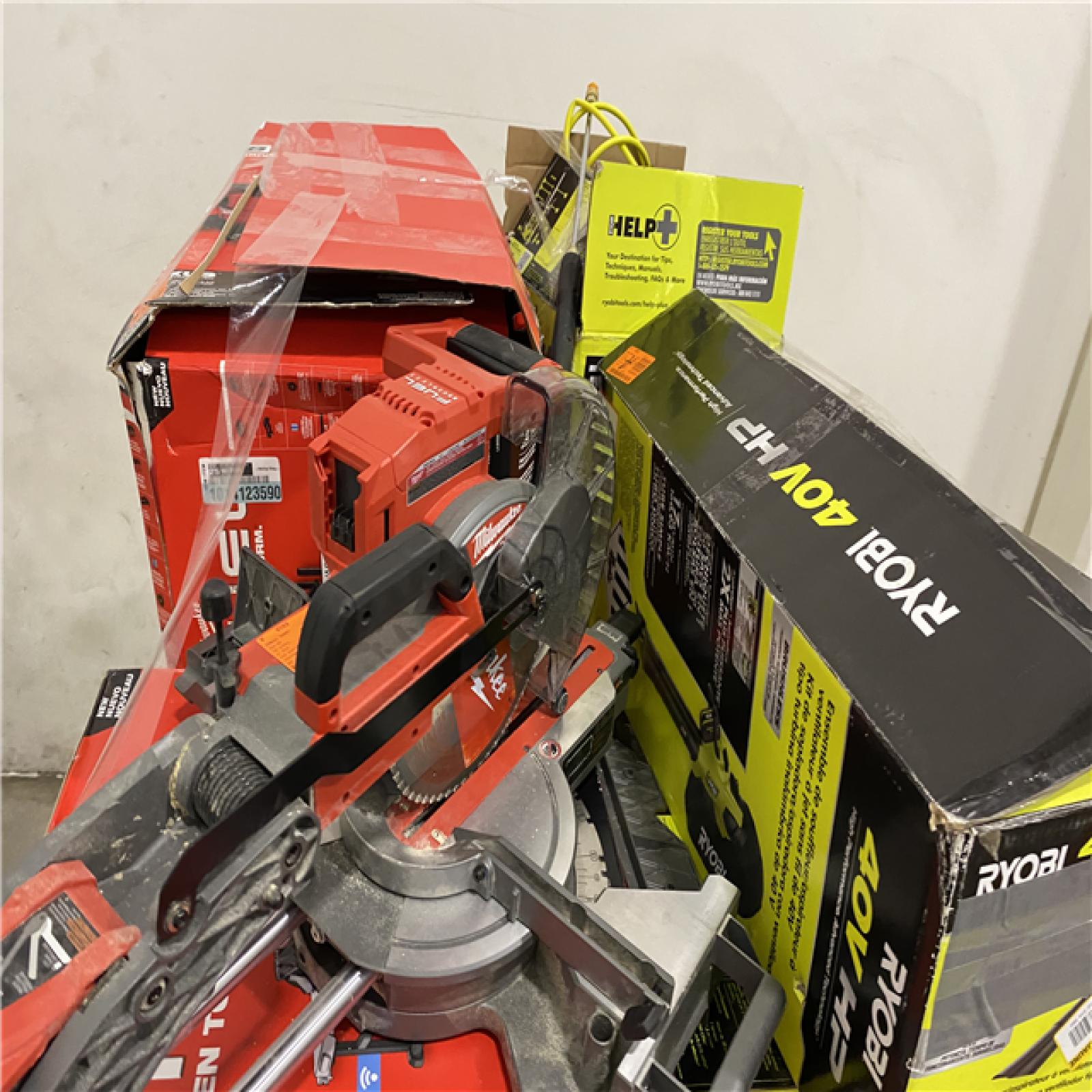 Dallas Location - As-Is Tool Pallet