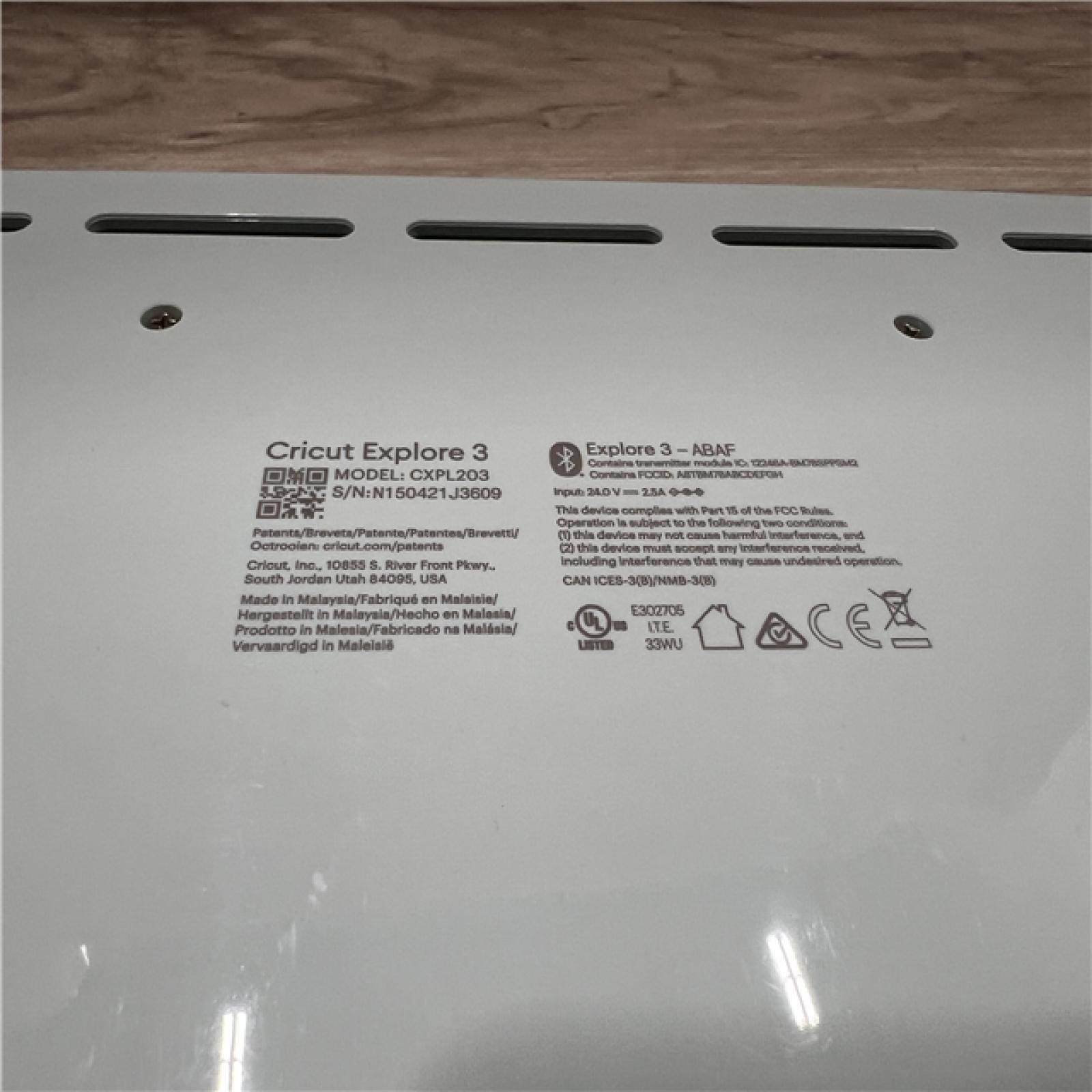 AS-IS Cricut Explore 3 Smart Cutting Machine - Mint