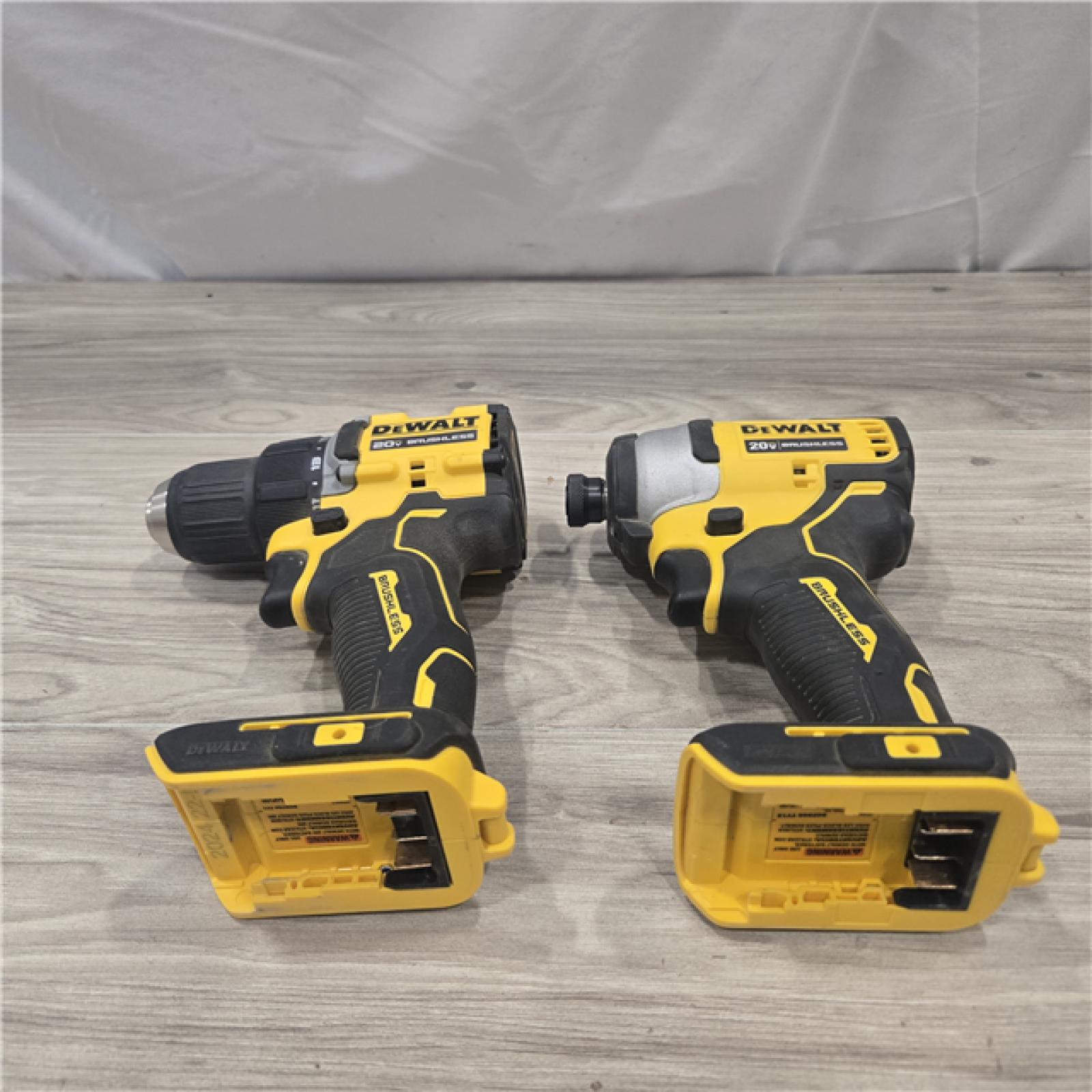 AS-IS Dewalt DCK225D2 20V MAX ATOMIC Compact Cordless Drill Driver and Impact Driver Combo Kit