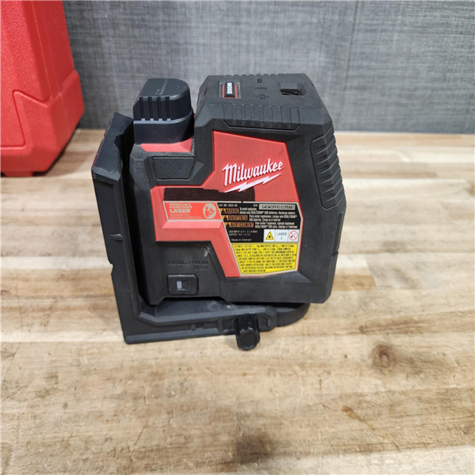 HOUSTON LOCATION - AS-IS Milwaukee Green 100 ft. Cross Line and Plumb Points Rechargeable Laser Level with REDLITHIUM Lithium-Ion