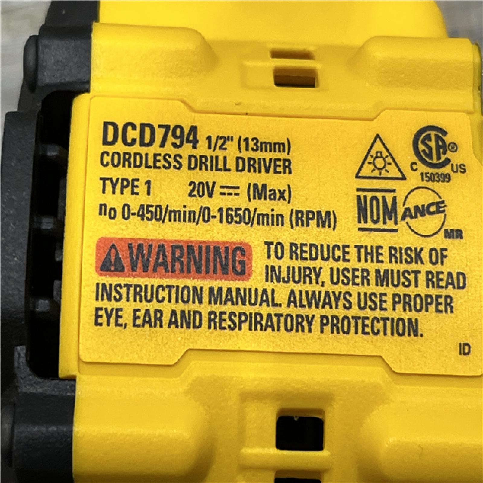 AS-IS DEWALT Atomic 20V Lithium-Ion Cordless Compact 1/2 in. Drill/Driver Kit