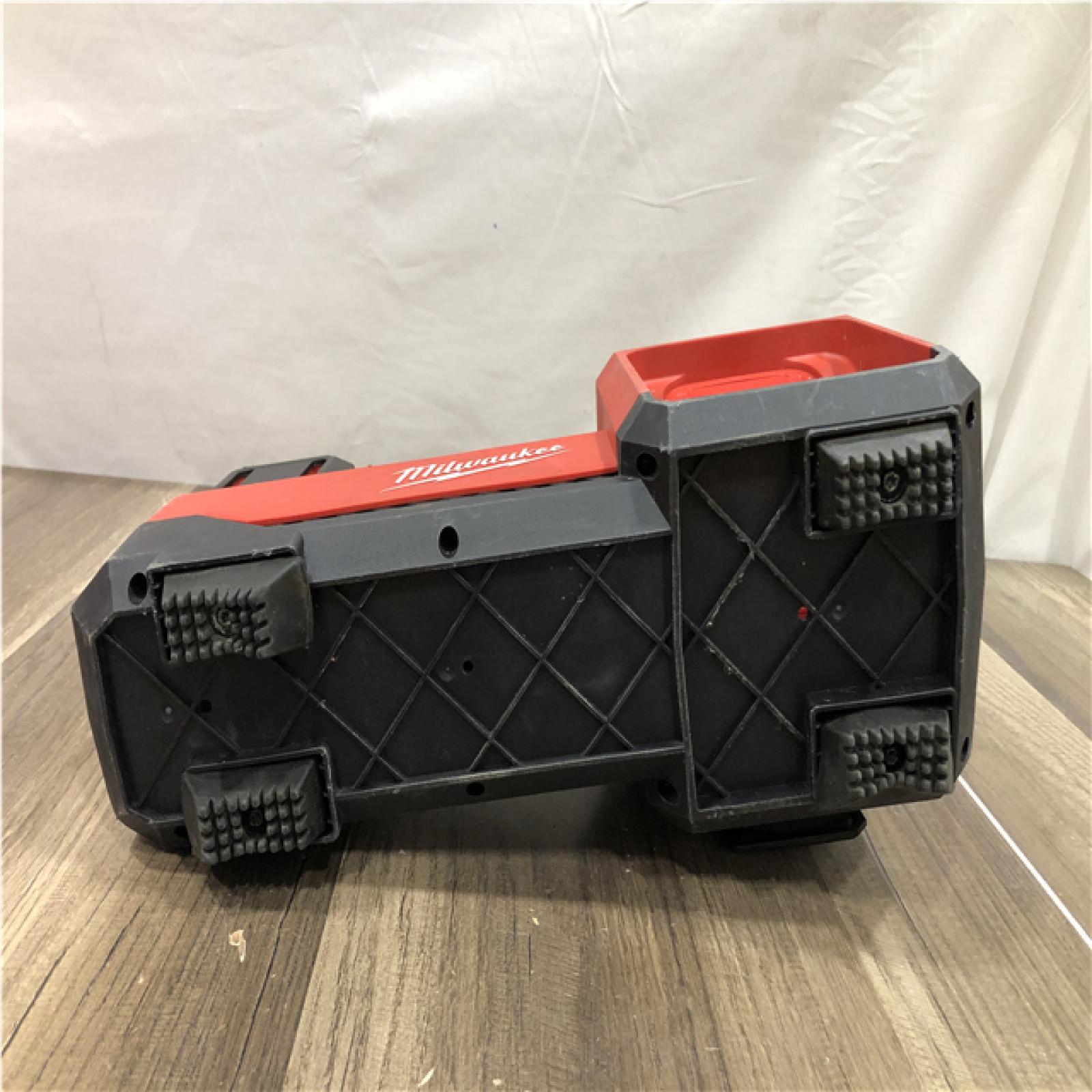 AS-IS Milwaukee 18-Volt Lithium-Ion Cordless Electric Portable Inflator (Tool-Only)