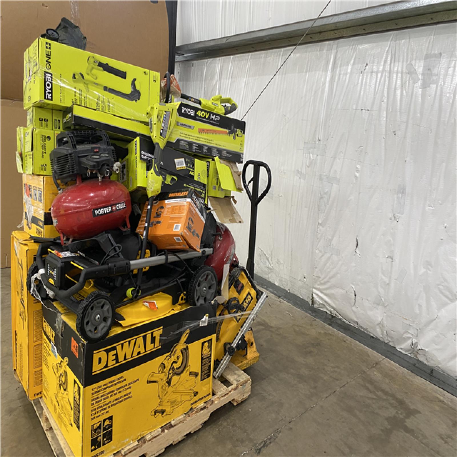 Houston Location AS IS - Tool Pallet