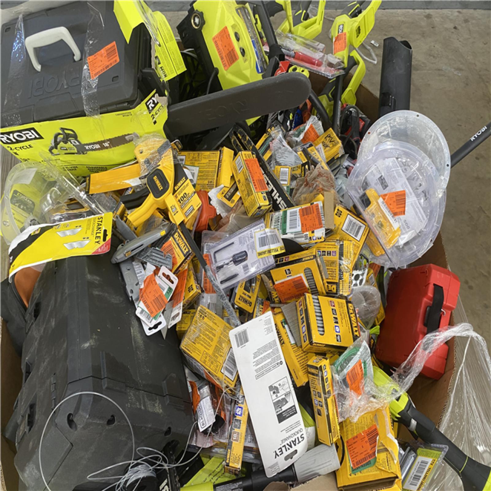 Houston Location AS IS - Tool Pallet
