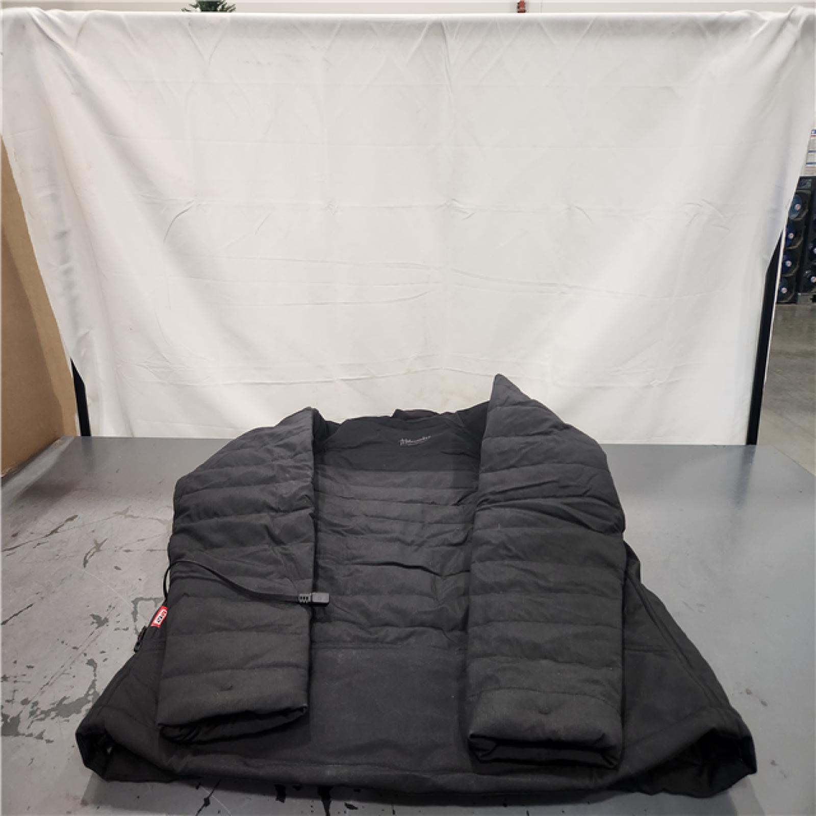 AS-IS- Milwaukee M12 12-Volt Lithium-Ion Cordless Axis Black Heated Hooded Jacket Kit with (1) 3.0 Ah Battery and Charger