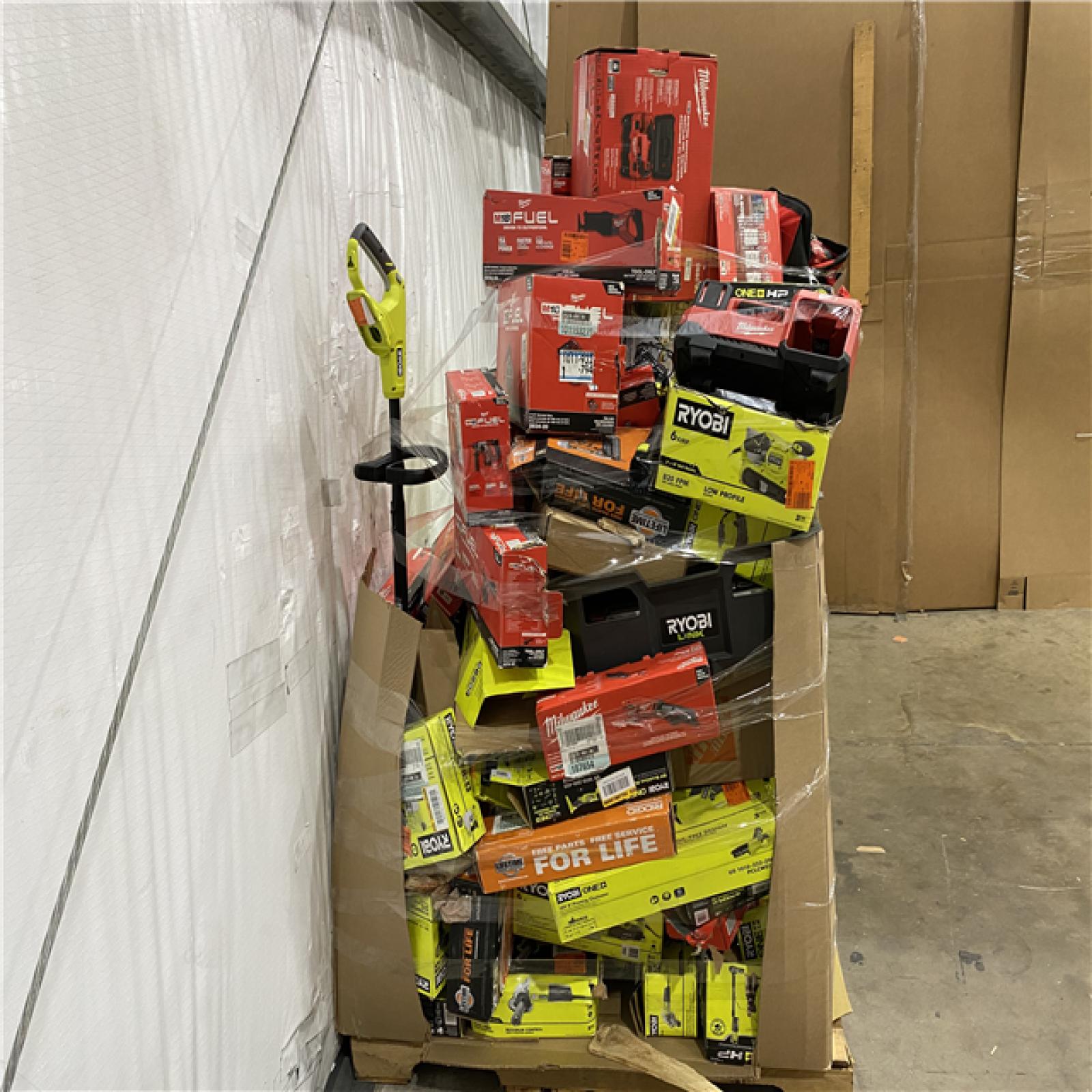 Houston Location AS IS - Tool Pallet