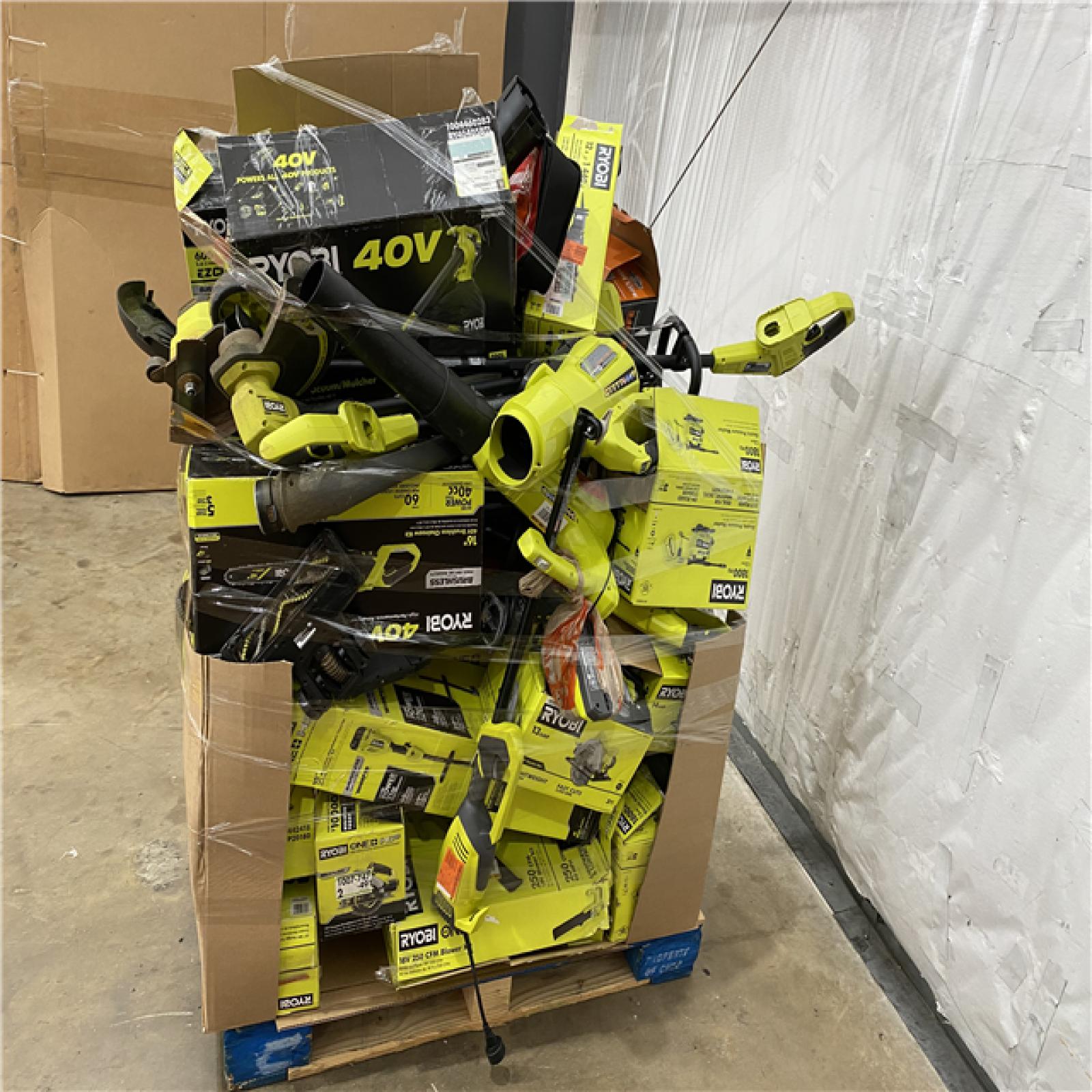 Houston Location AS IS - Tool Pallet