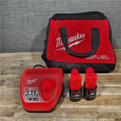 HOUSTON LOCATION - AS-IS MILWAUKEE 2 TOOL COMBO KIT W/ (2) BATTERY & CHARGER
