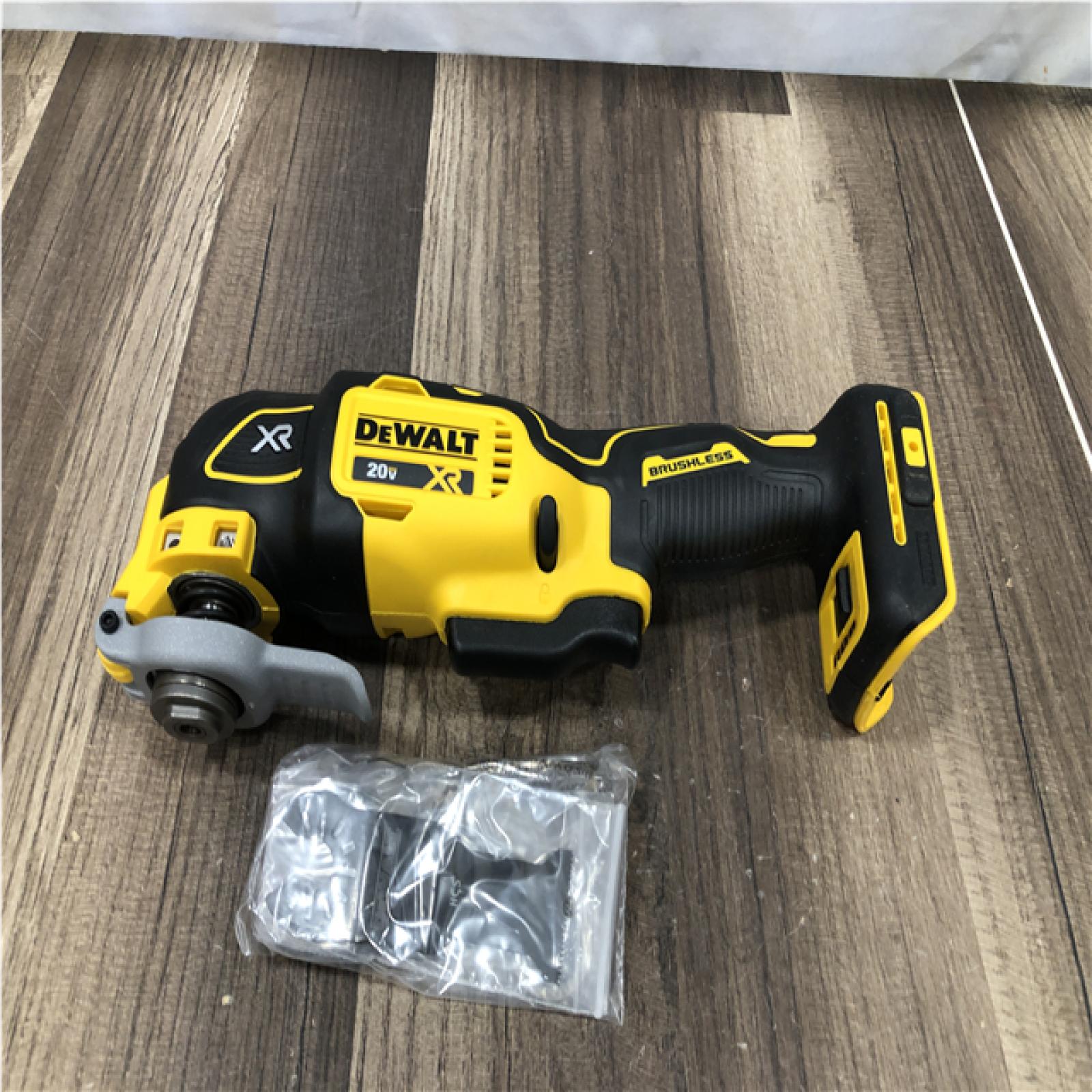 AS-IS DEWALT 20V MAX XR Cordless Brushless 3-Speed Oscillating Multi Tool (Tool Only)