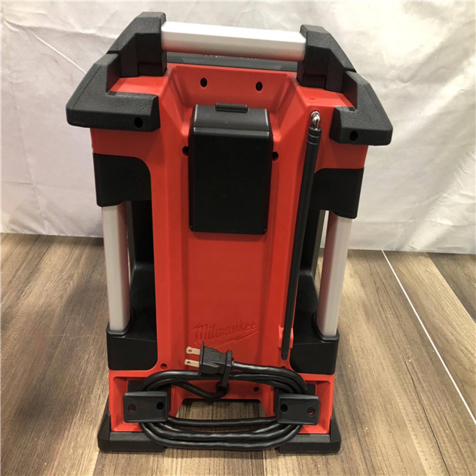 AS-IS Milwaukee M18 Lithium-Ion Cordless Jobsite Radio/Charger