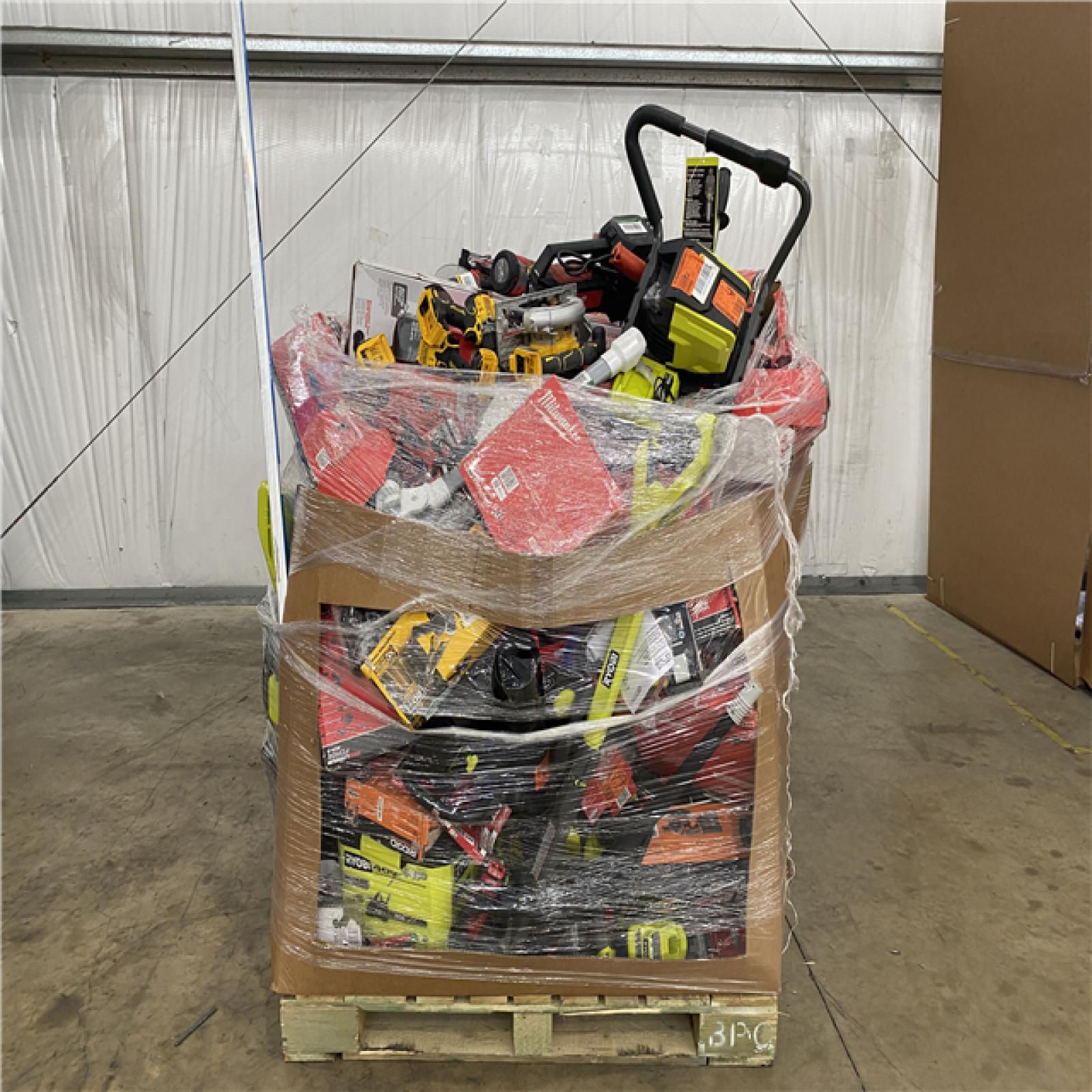 Houston Location AS IS - Tool Pallet