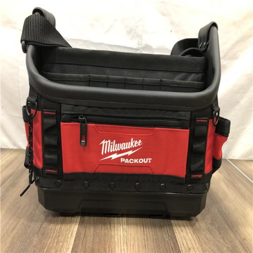 NEW- Milwaukee PACKOUT 15 in. Structured Tote