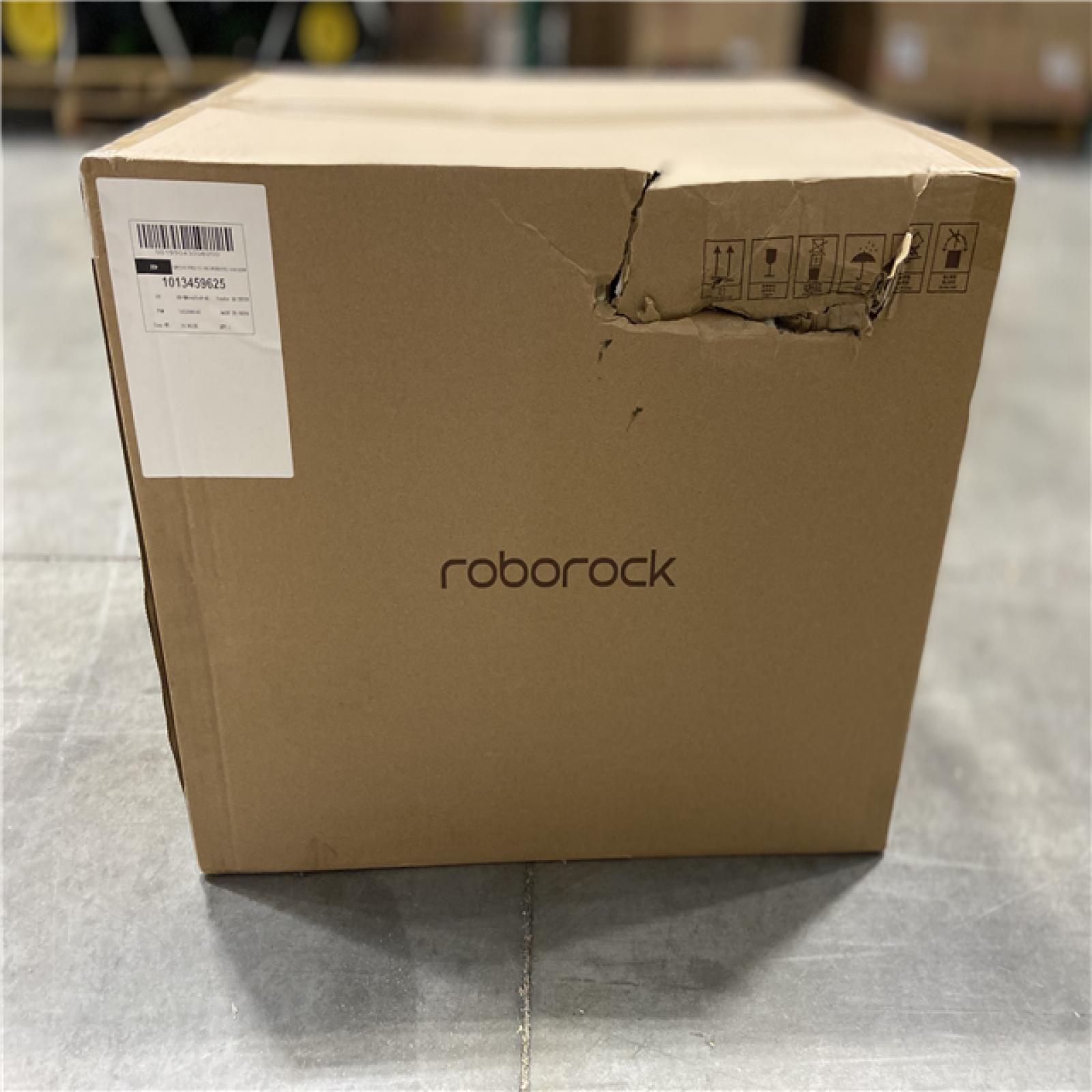 NEW! - Roborock Qrevo Pro 13. 4in Robotic Vacuum, with Lidar Smart Navigation, FlexiArm Edge Mopping, Dynamic Hot Water Re-Wash in White