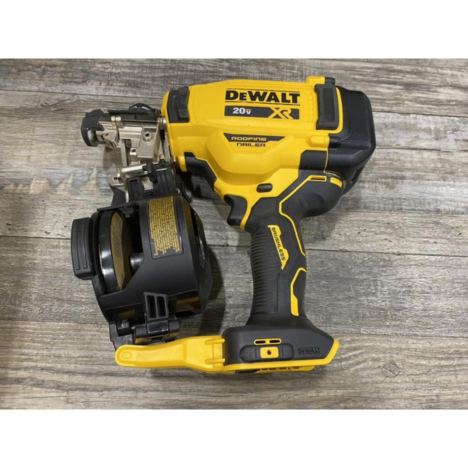 AS-IS DEWALT 20V MAX Lithium-Ion 15-Degree Electric Cordless Roofing Nailer Kit