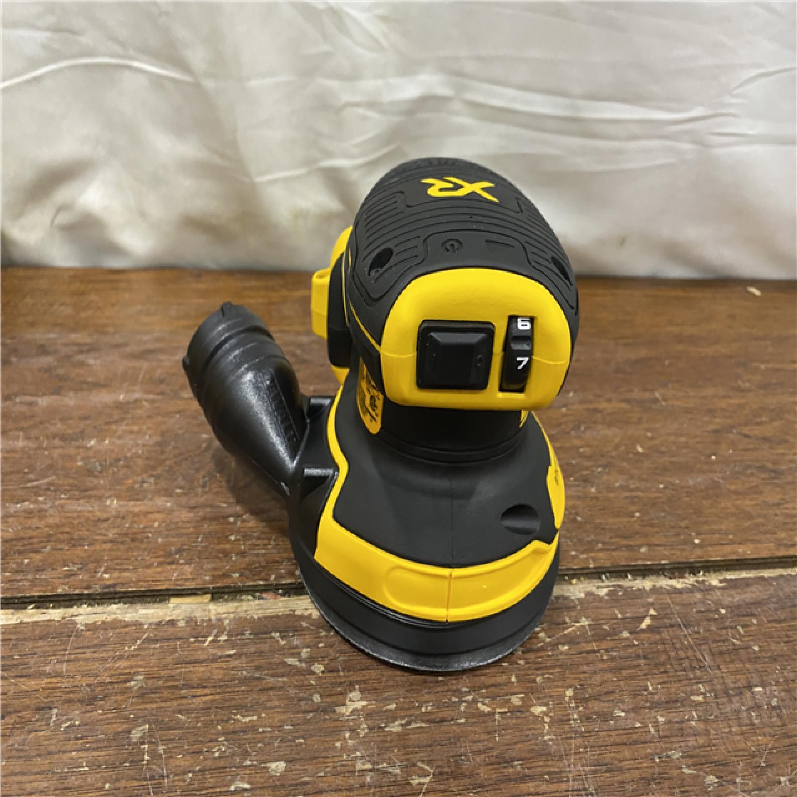 AS-IS DEWALT 20V MAX XR Cordless Brushless 5 in. Random Orbital Sander (Tool Only)