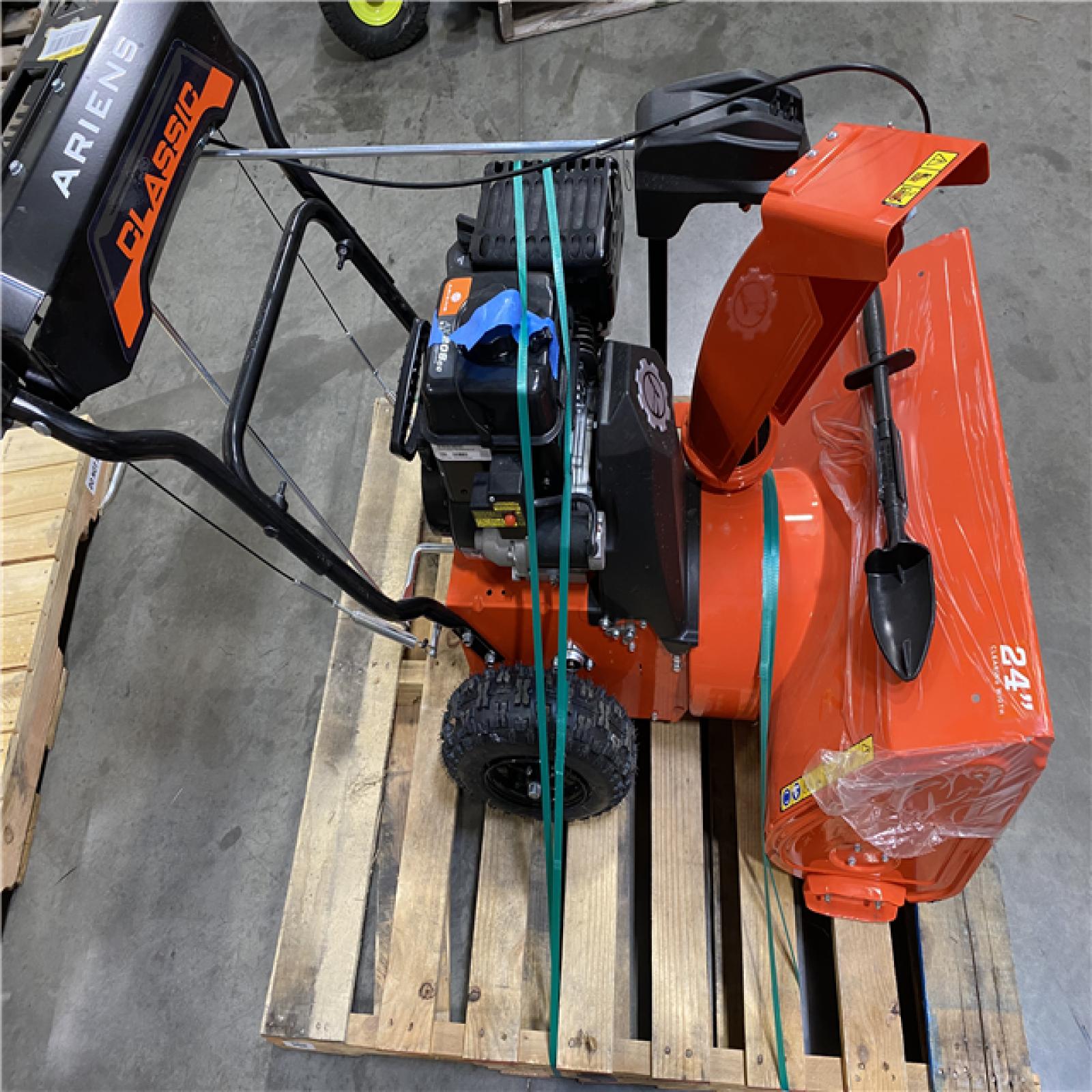 Dallas Location - As-Is Ariens Classic 24 in. 208cc Gas Snow Blower