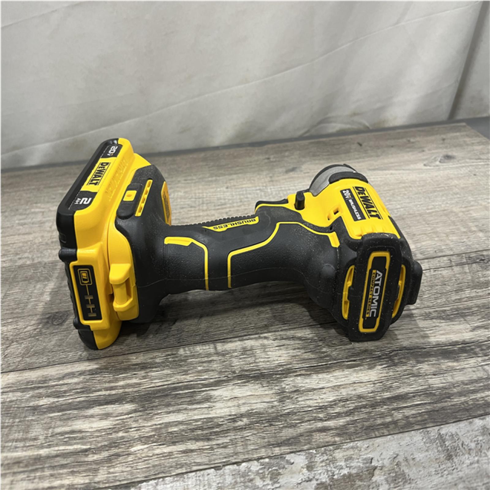 ASA-IS DEWALT ATOMIC 20-Volt MAX Lithium-Ion Cordless Combo Kit