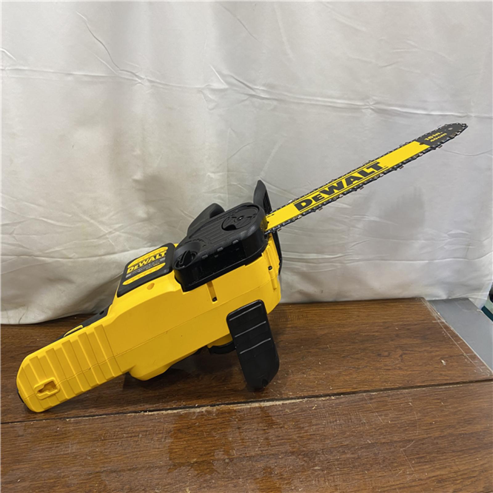AS-IS DEWALT  FLEXVOLT 60V MAX 16in. Brushless Cordless Battery Powered Chainsaw Kit with (1) FLEXVOLT 2 Ah Battery & Charger