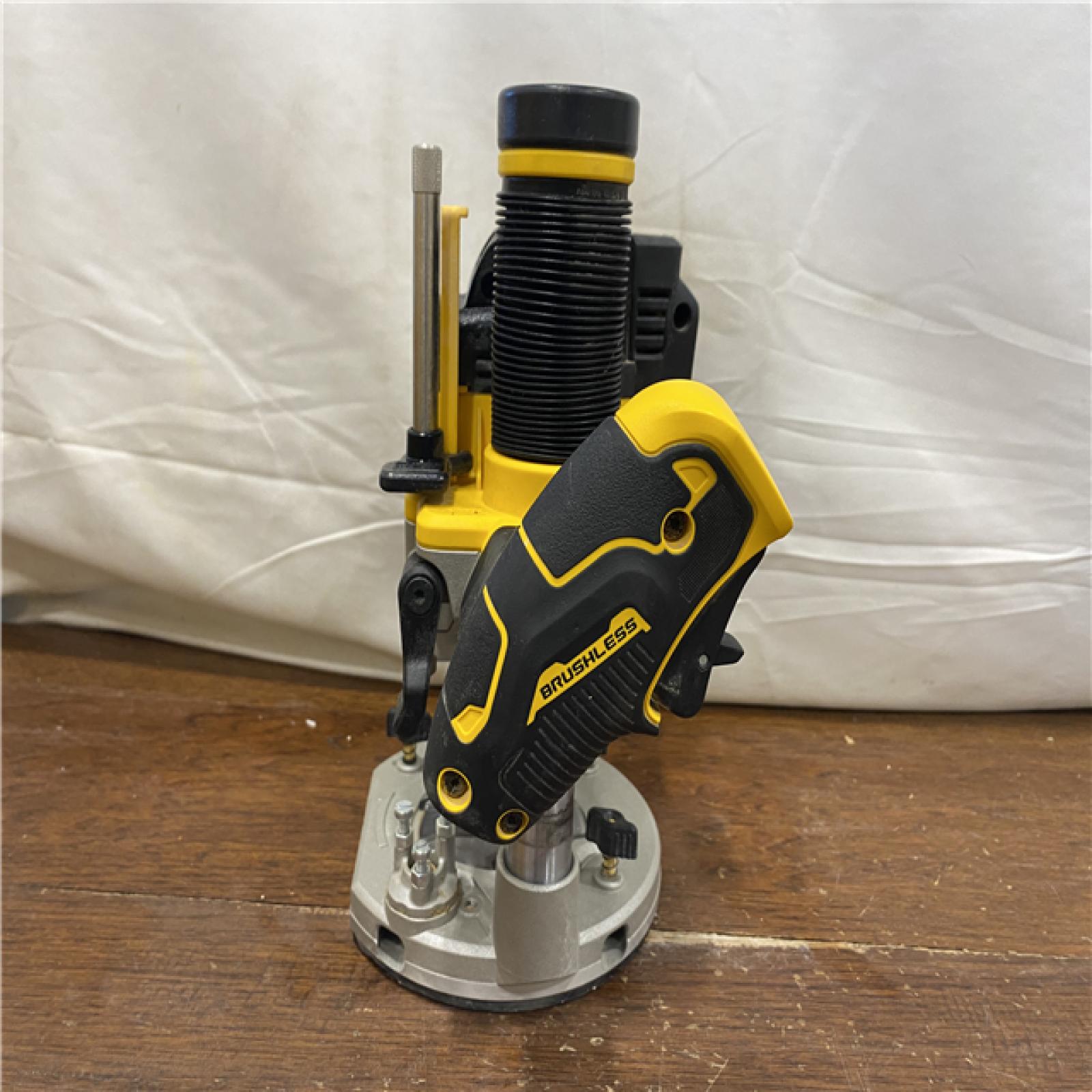 AS-IS Dewalt 20V MAX XR 2-1/4 Peak HP Brushless Cordless Plunge Router (Tool Only)