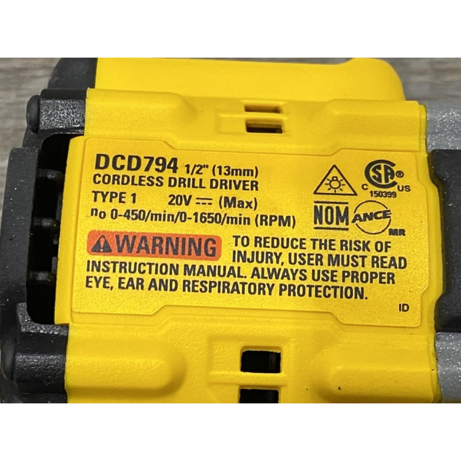 AS-IS DEWALT Atomic 20V Lithium-Ion Cordless Compact 1/2 in. Drill/Driver Kit