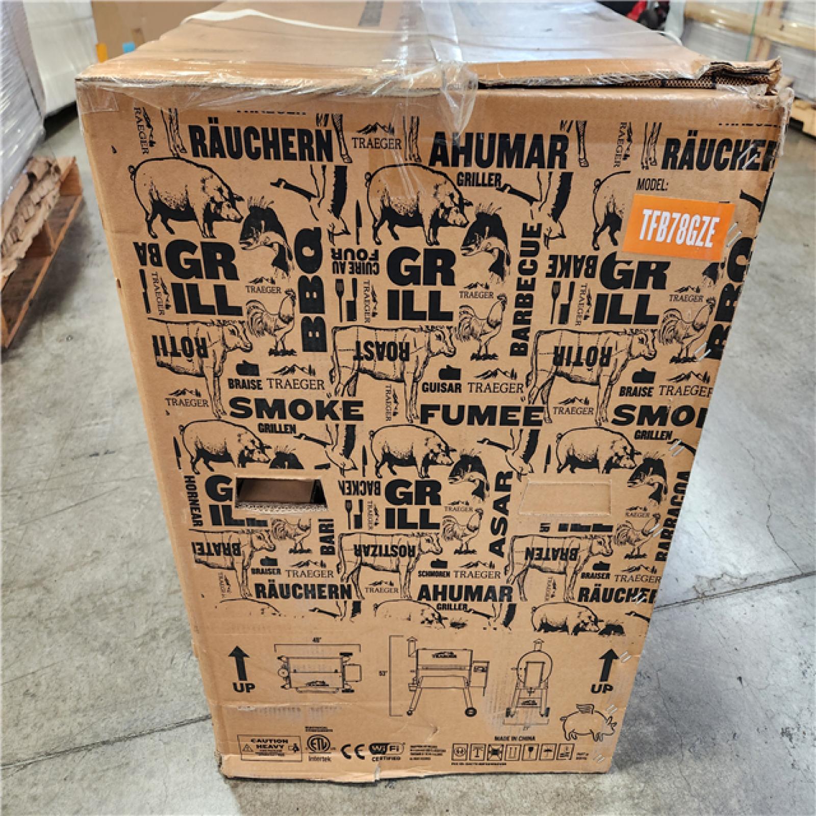 Phoenix Location NEW Traeger Pro 780 Wi-Fi Pellet Grill and Smoker in Bronze (Sealed)