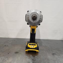 AS-IS- Dewalt 20V MAX Lithium-Ion Cordless 1/2 in. Impact Wrench Kit W/ BATTERY & CHARGER