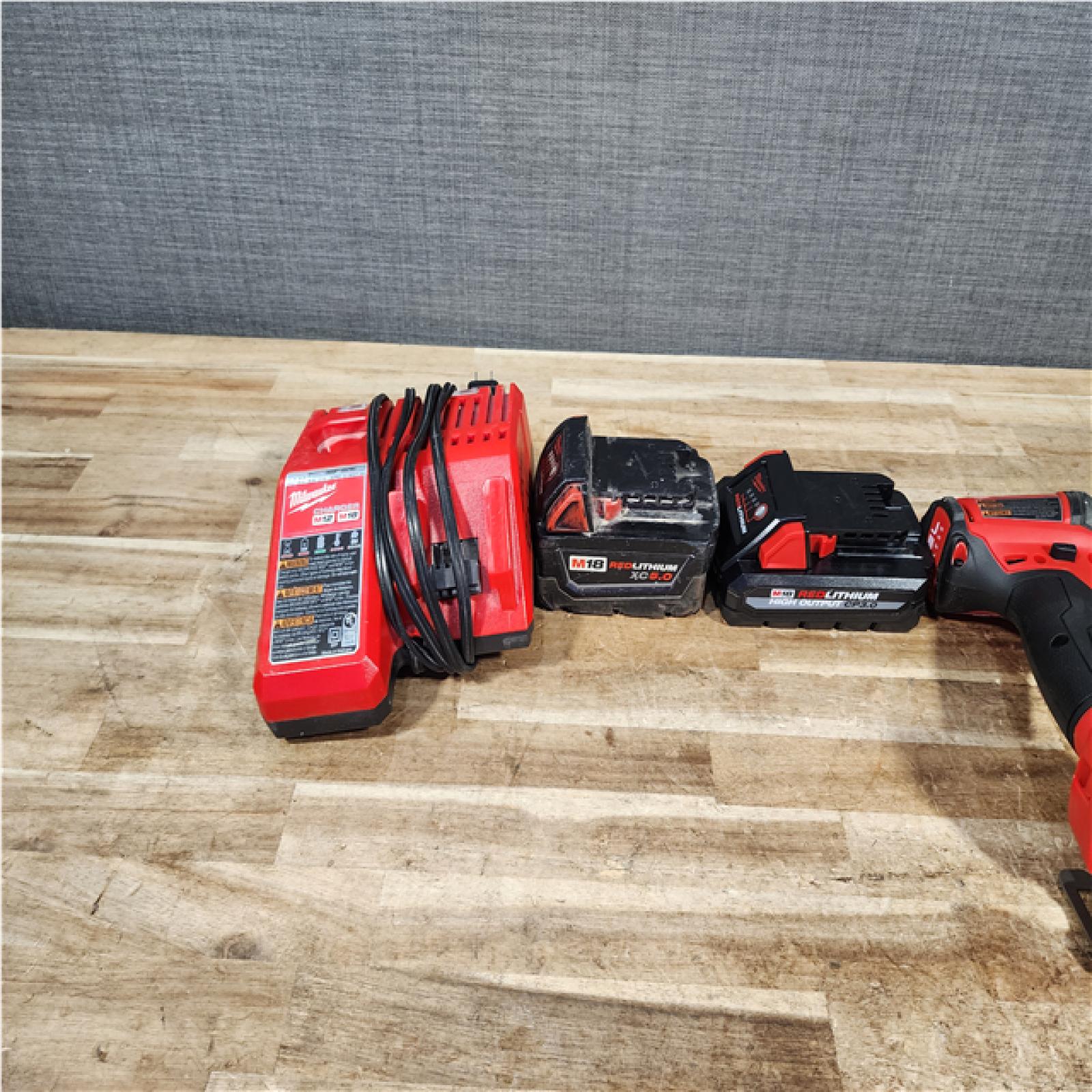 HOUSTON LOCATION - AS - IS Milwaukee 2 Tool Combo Kit W/ (2) Battery & Charger