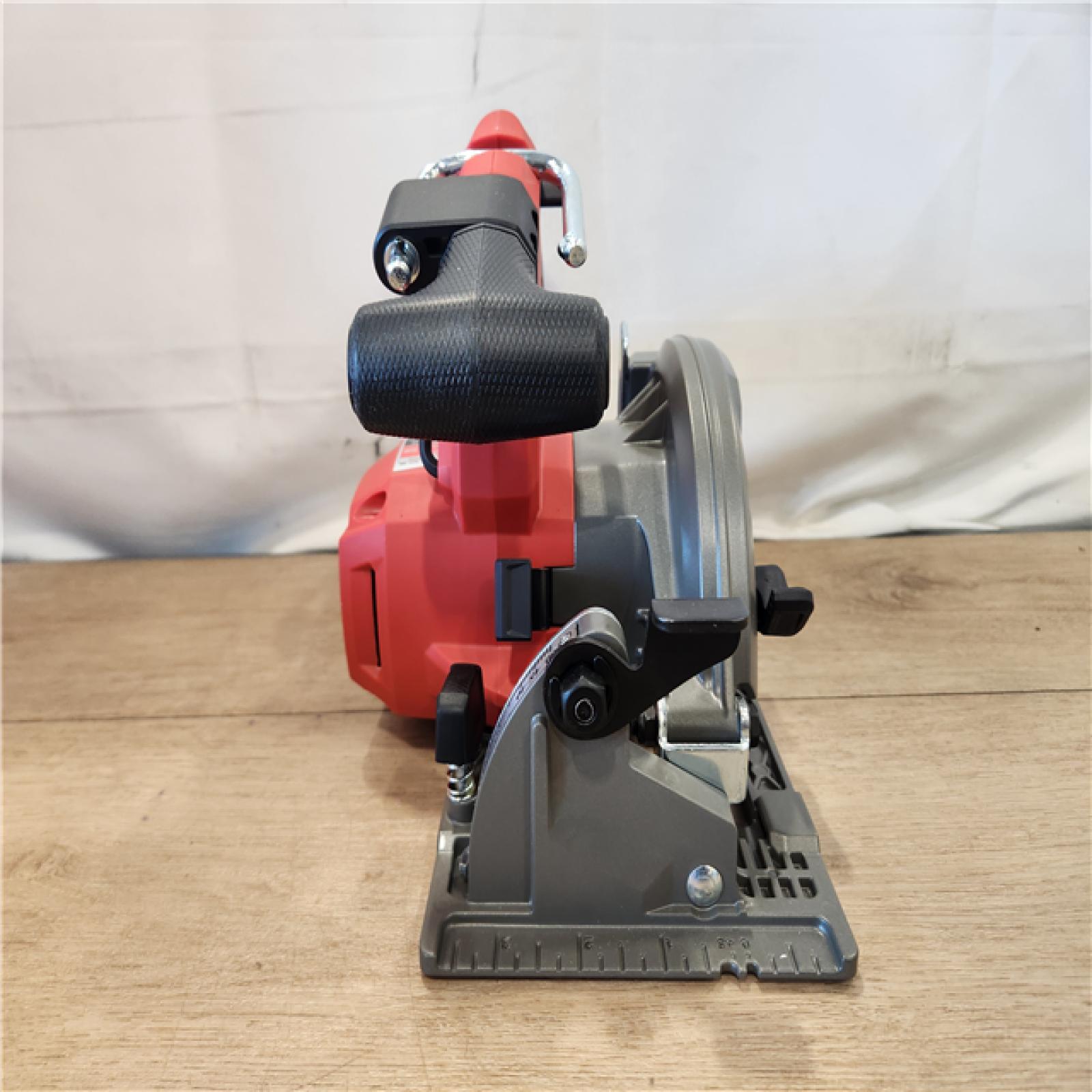 AS-IS- Milwaukee FUEL 18V Lithium-Ion Brushless Cordless 6-1/2 in. Circular Saw (Tool-Only)