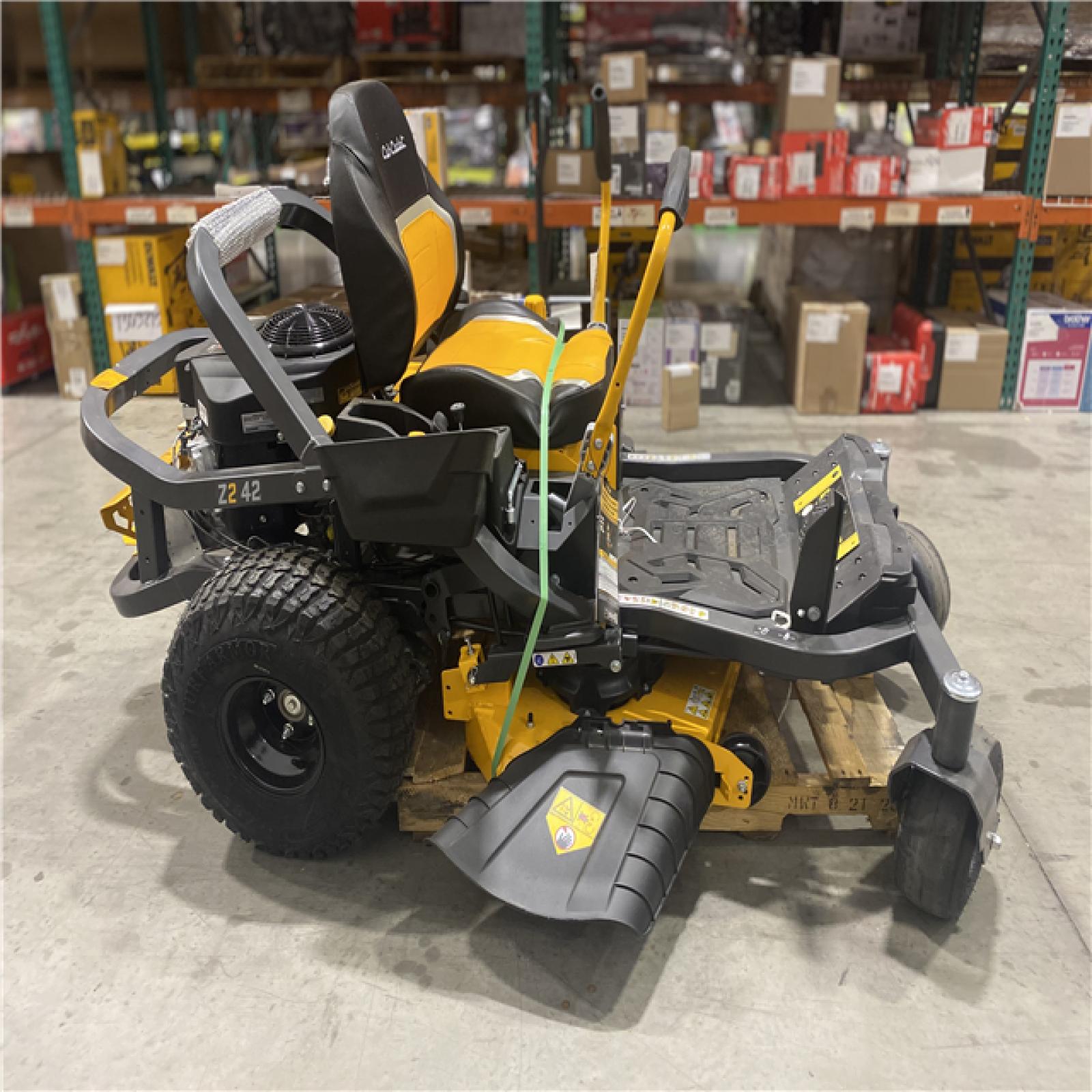 Dallas Location - As-Is Ultima Z2 42in.Gas Zero Turn Riding Lawn Mower