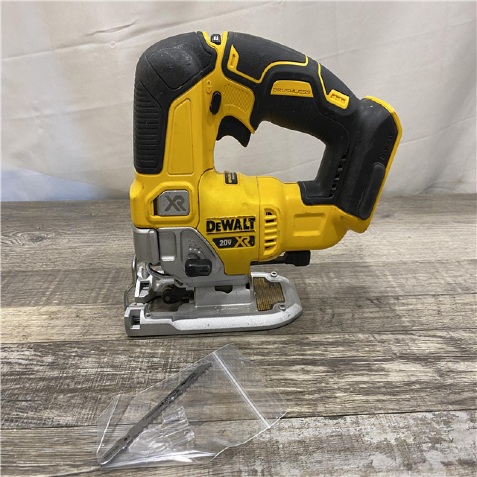 AS-IS DEWALT 20V MAX XR Cordless Brushless Jigsaw (Tool Only)