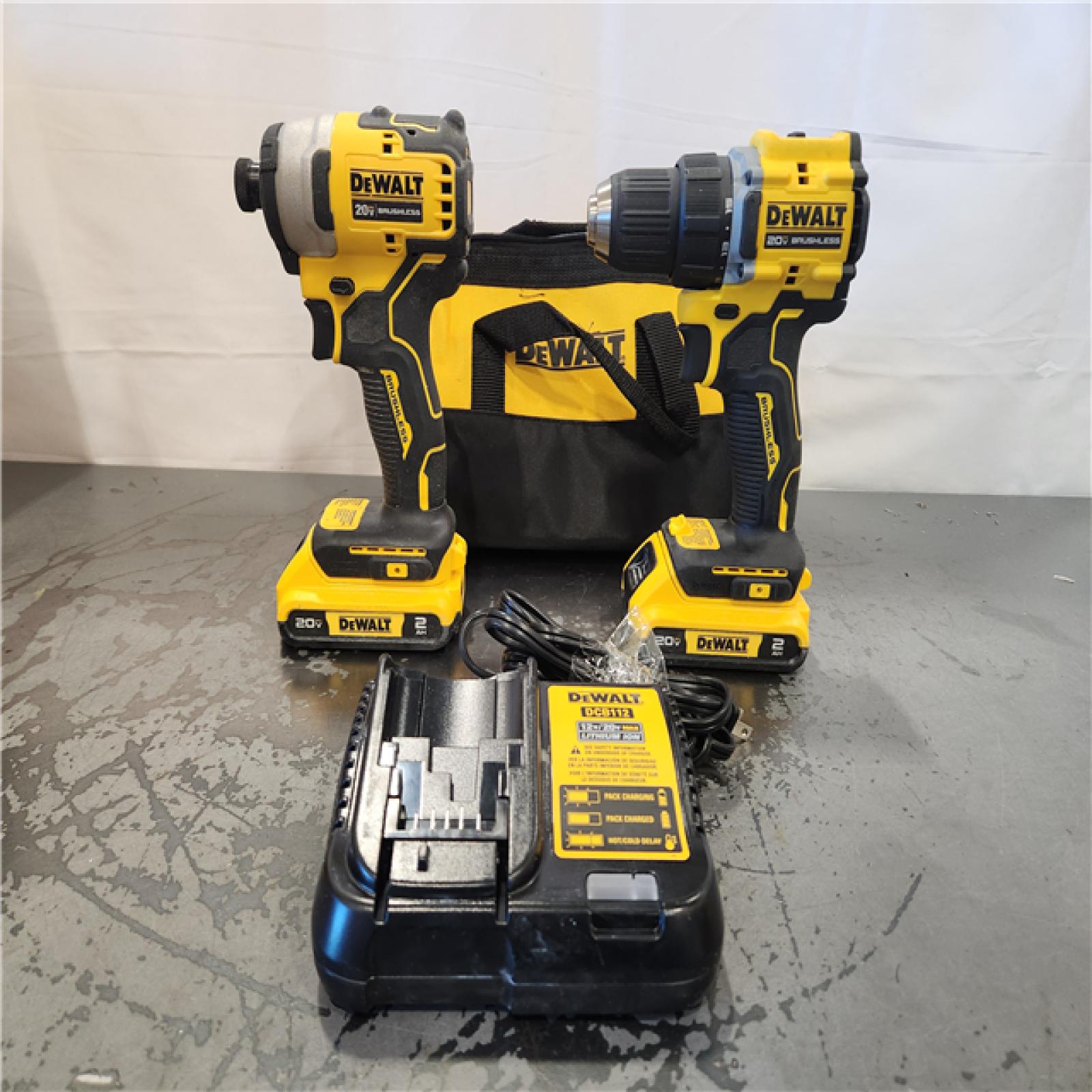 AS-IS- DEWALT ATOMIC 20-Volt MAX Lithium-Ion Cordless Combo Kit