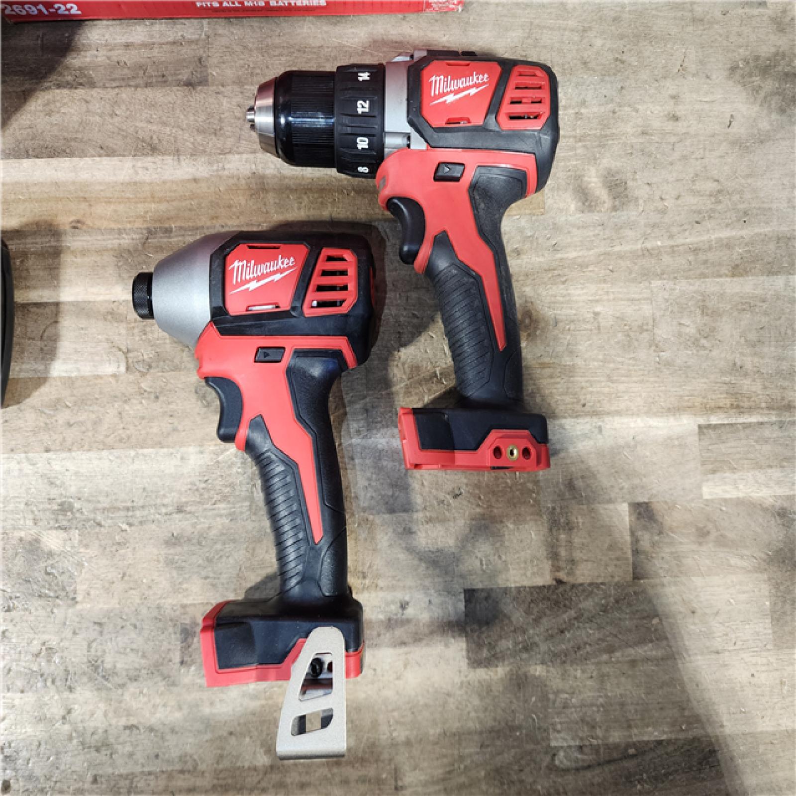 HOUSTON LOCATION - AS-IS Milwaukee M18 Brushed Cordless (2-Tool) Drill/Driver and Impact Driver Kit