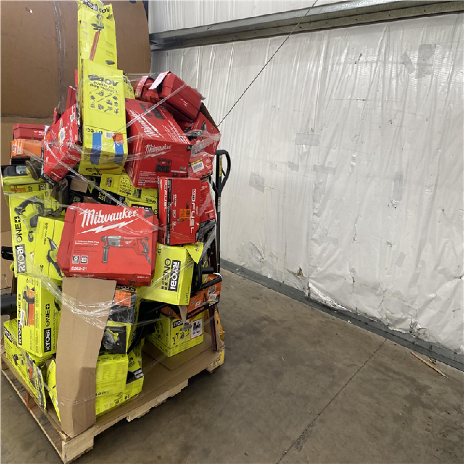 Houston Location AS IS - Tool Pallet