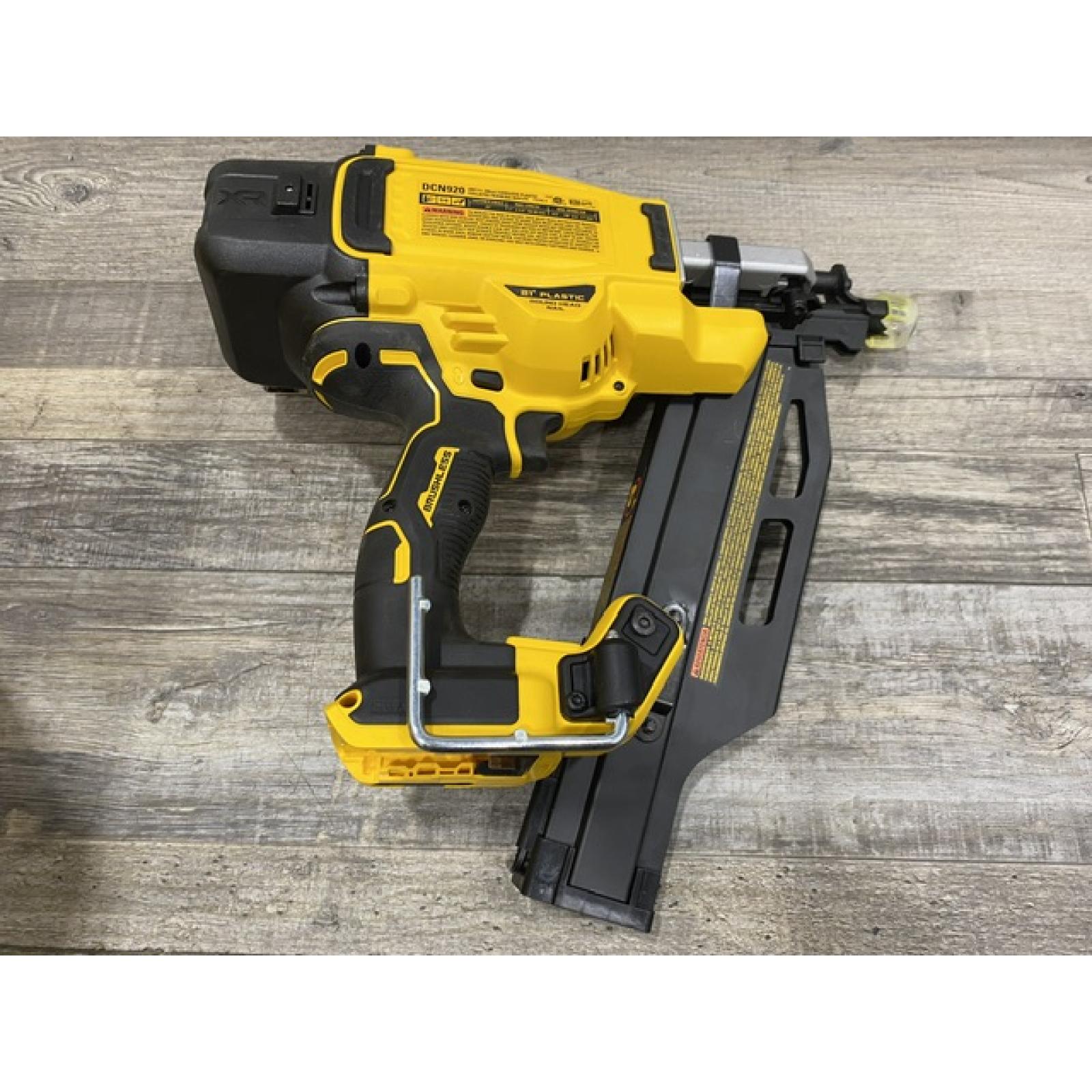 AS-IS DEWALT 20-Volt 21° Cordless Framing Nailer (Tool-Only)