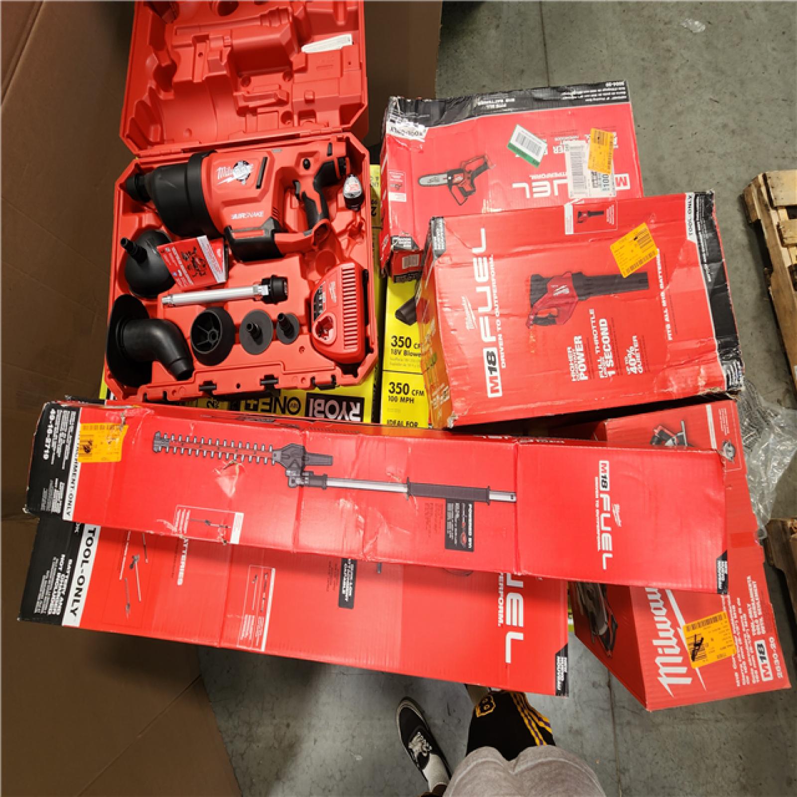 CALIFORNIA AS-IS TOOL PALLET