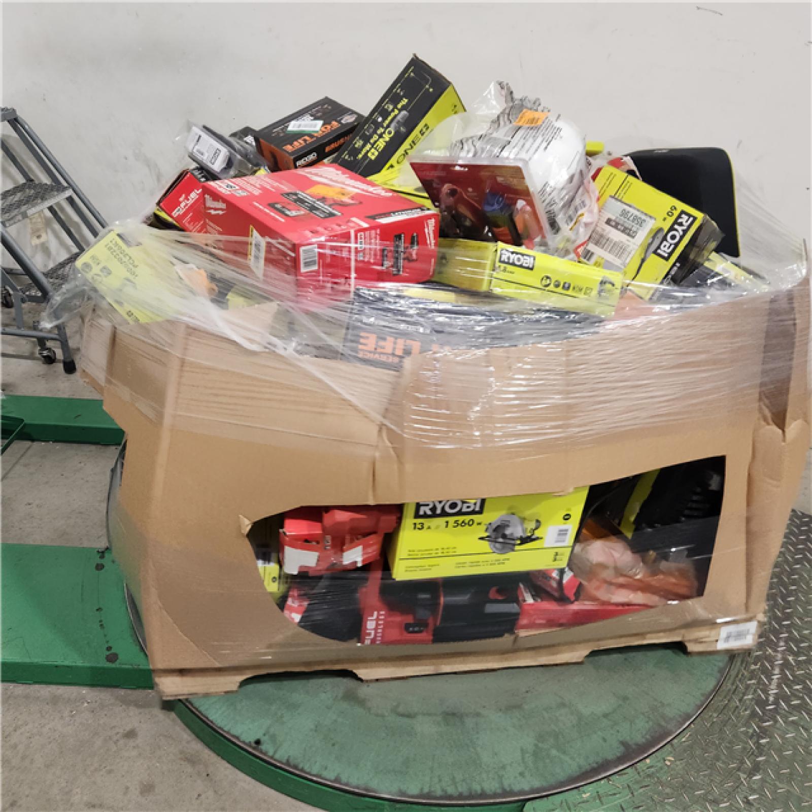 Dallas Location - As-Is Tool Pallet