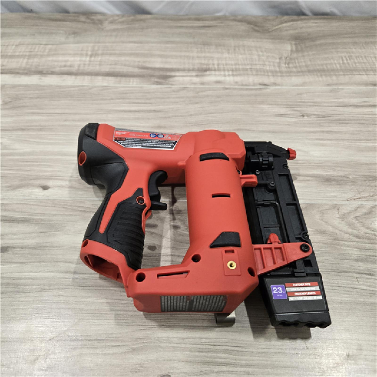 LIKE NEW! - Milwaukee 2540-20 12V 23 Gauge Cordless Pin Nailer (Tool Only)